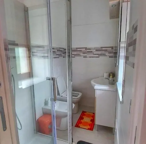 Alojamento de Acomodação e Pequeno-almoço Il Boschetto Ogliastro Cilento